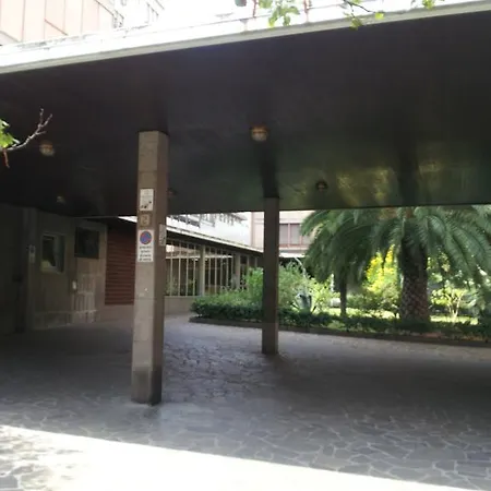 Lupa Bed & Breakfast Rome